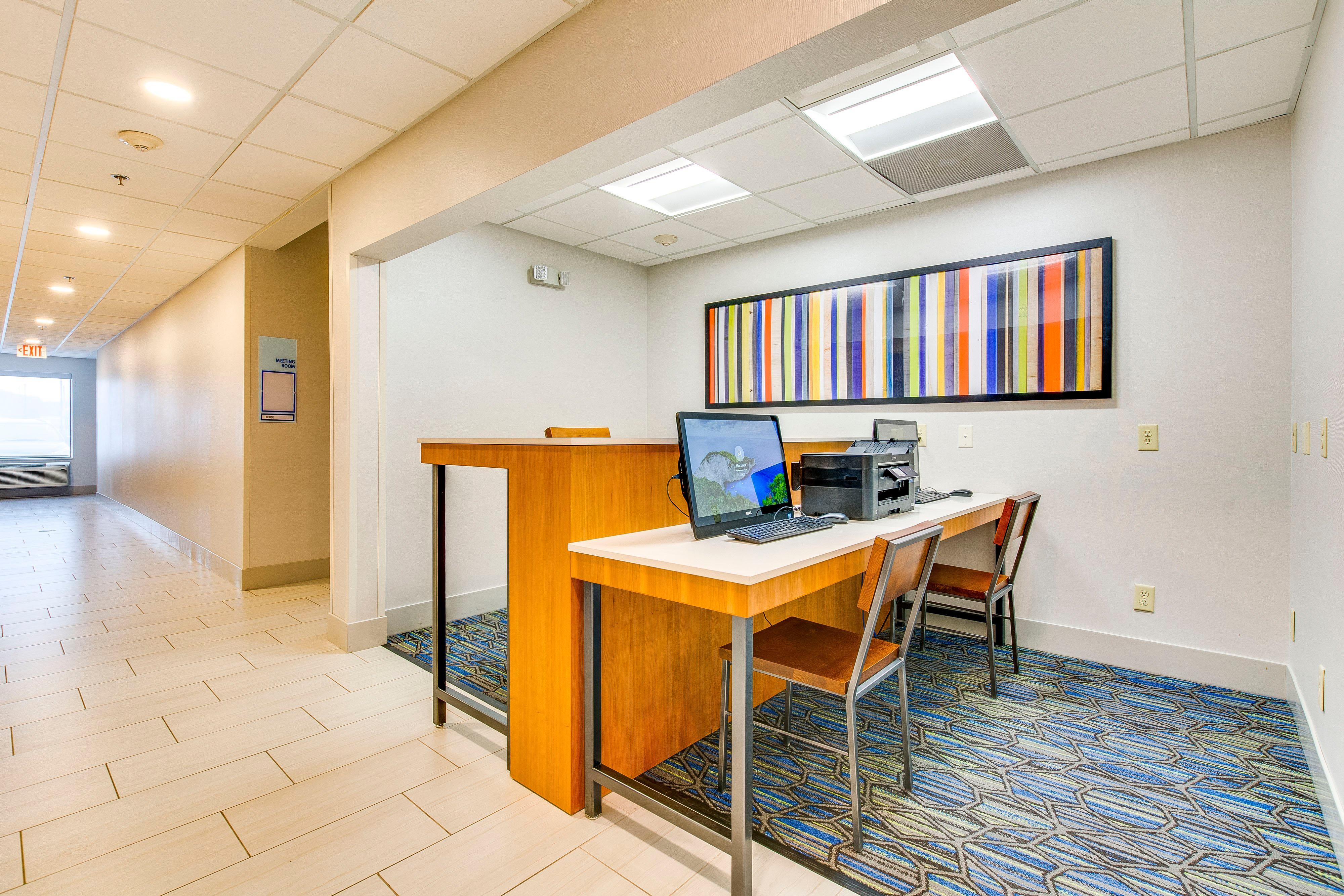 Holiday Inn Express Венсен Экстерьер фото
